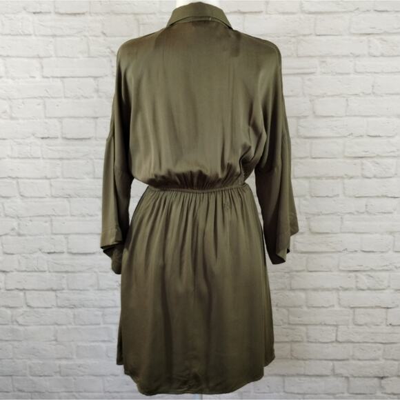 L Andree by Unit Olive Green Dolman Wide Sleeve Button Collared Dress S NWT Flaw - Picture 3 of 15